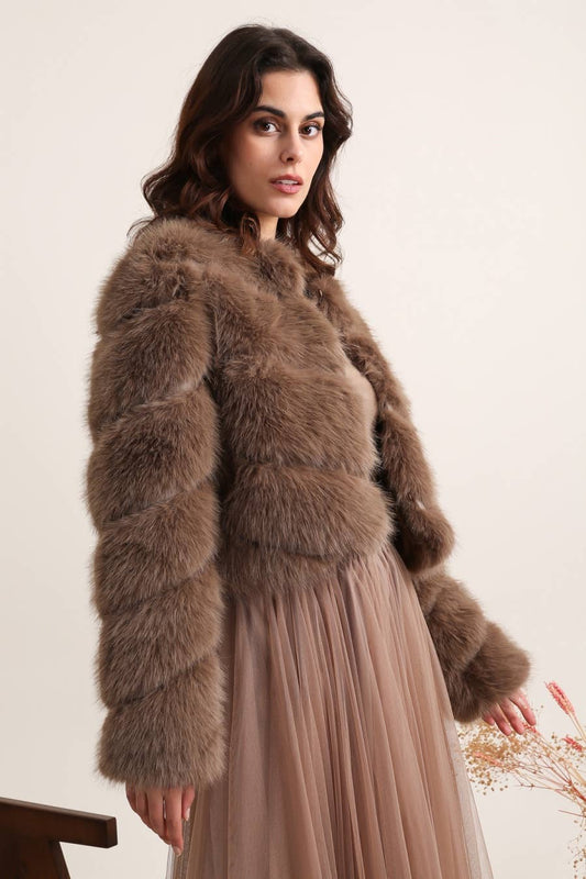 Paula short faux fur jacket - Dark taupe / One size