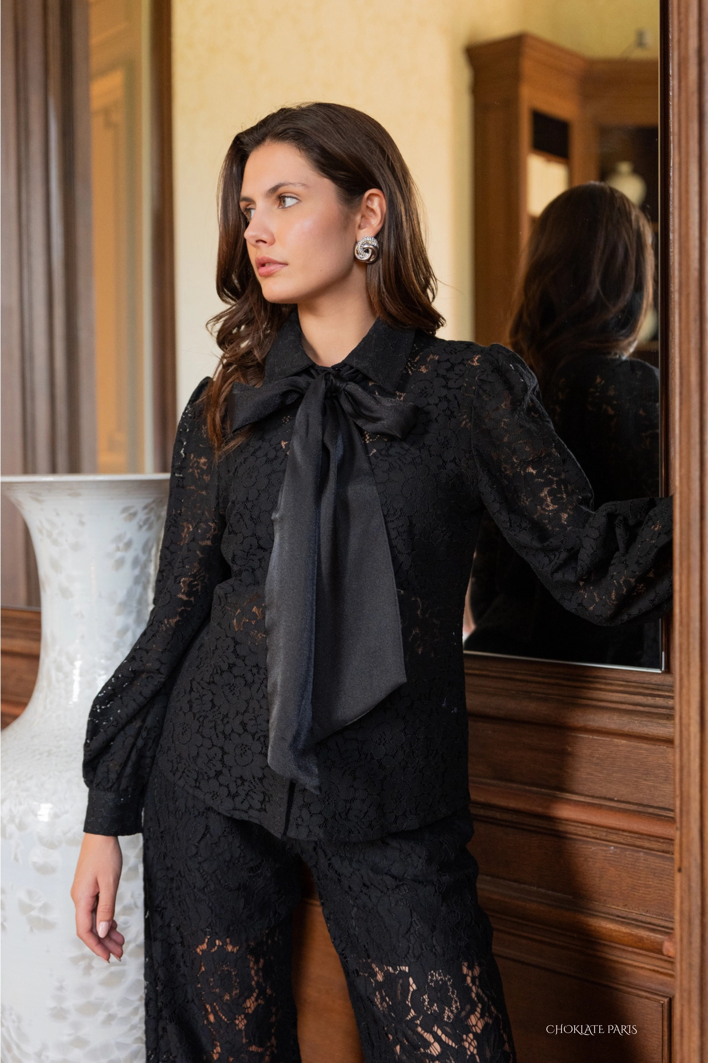 COMING SOON..... Charlotte lace shirt with removable bow - Black