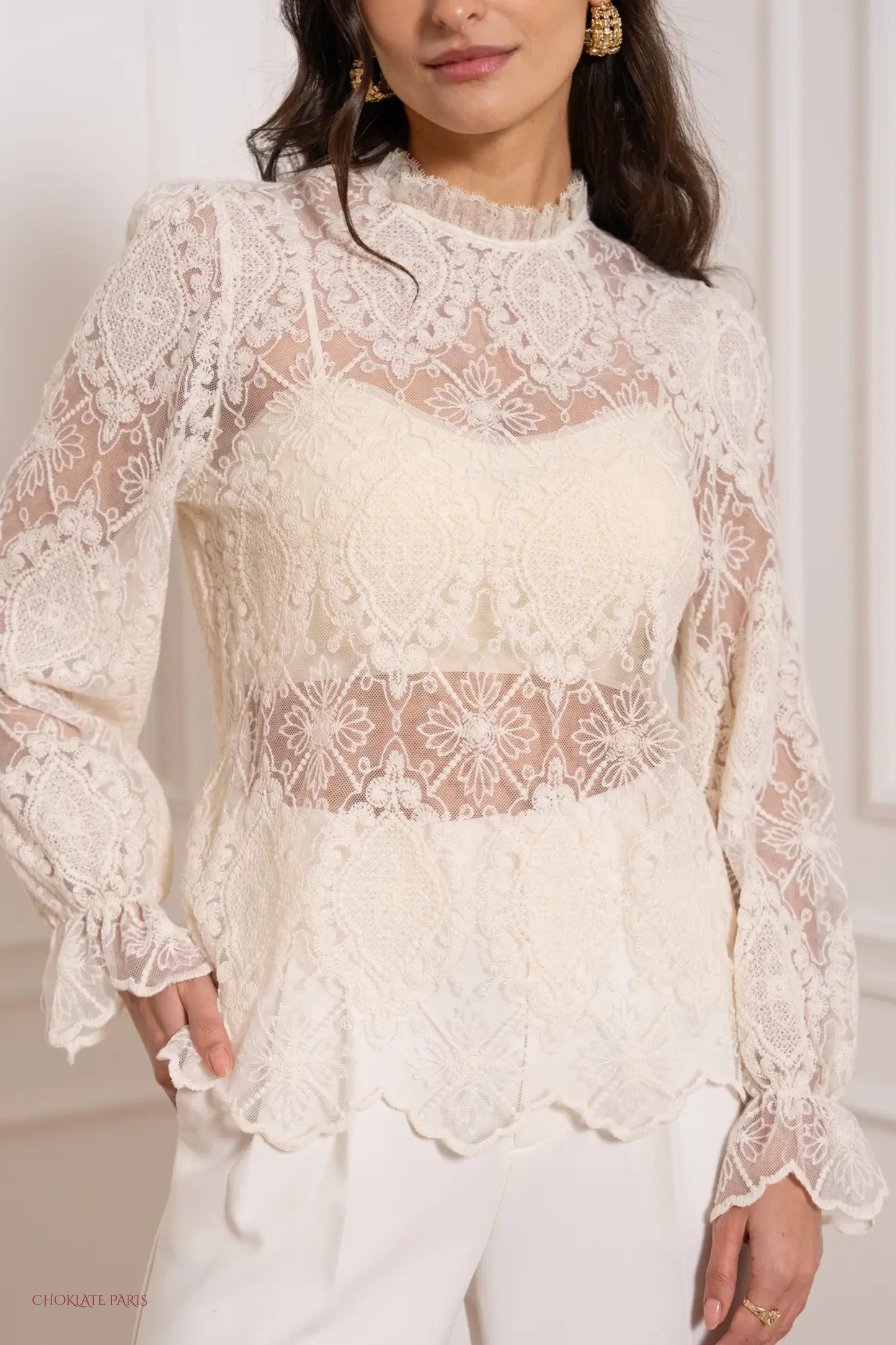 High-neck lace blouse - Cream